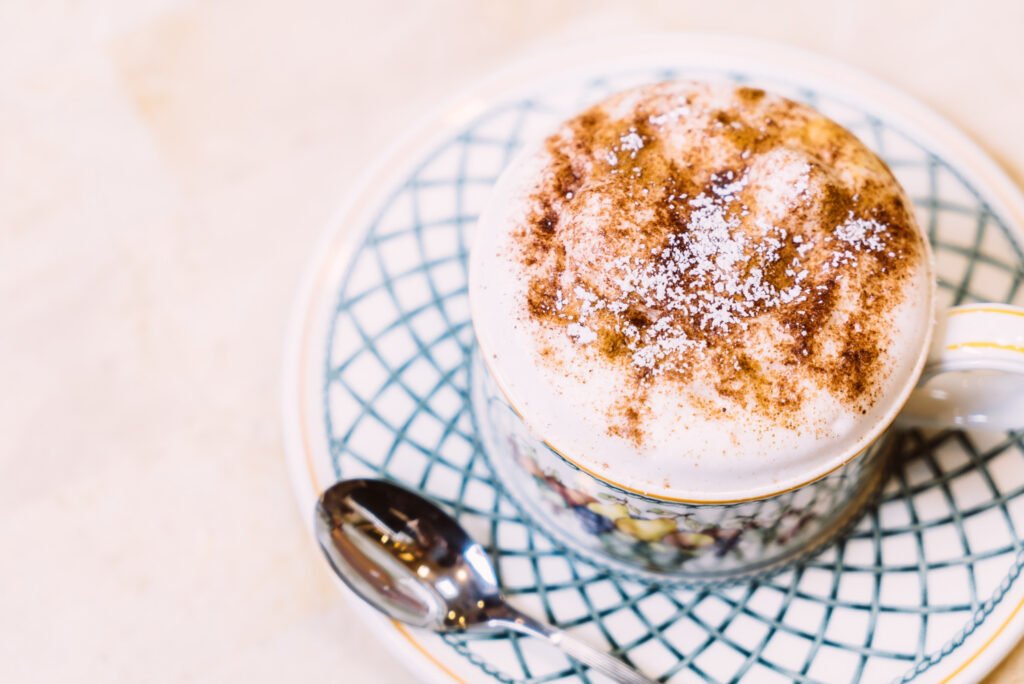 7 Steps to Make a Cinnamon Dolce Latte (A Sweet & Spiced Café Classic)